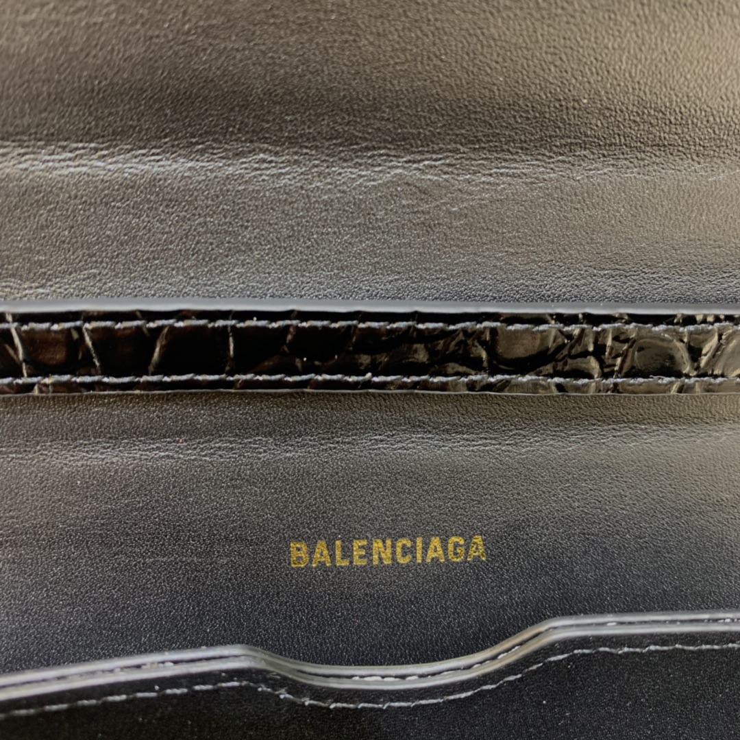 Balenciaga Small Woc Crocodile Embossed Shoulder Bag Black/Silver